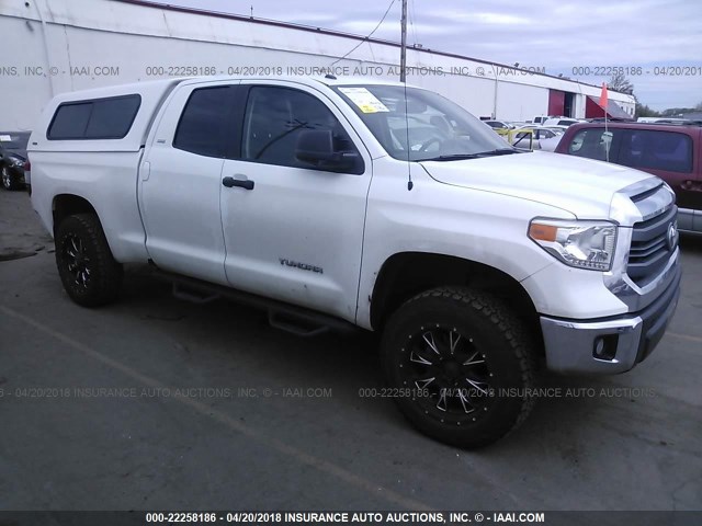5TFUM5F18EX052199 - 2014 TOYOTA TUNDRA DOUBLE CAB SR/SR5 WHITE photo 1