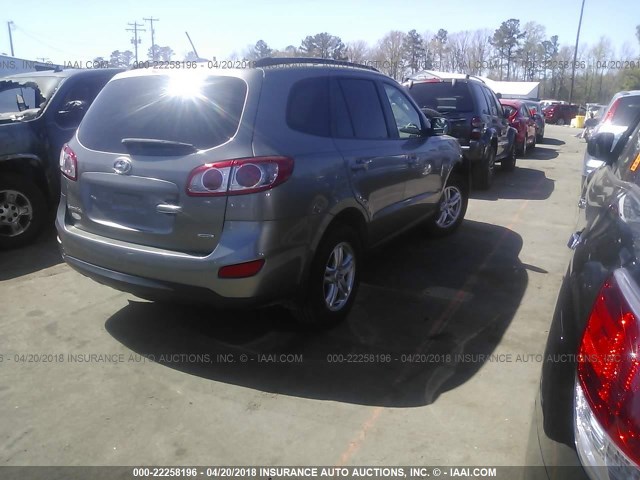 5XYZGDAB3CG093332 - 2012 HYUNDAI SANTA FE GLS GRAY photo 4