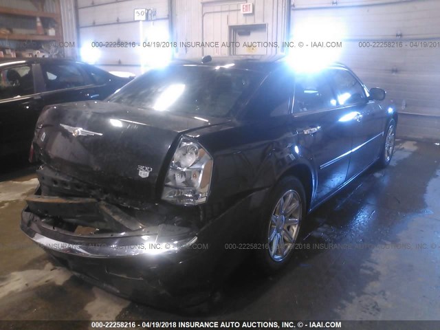 2C3KA63H26H196607 - 2006 CHRYSLER 300C BLACK photo 4