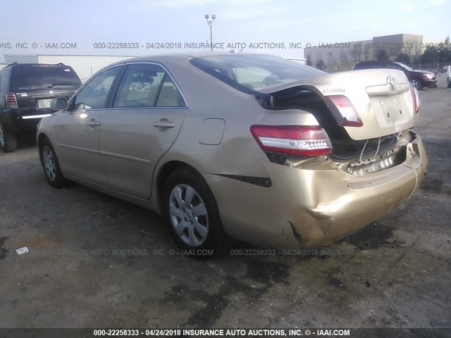 4T1BF3EK7AU511584 - 2010 TOYOTA CAMRY SE/LE/XLE BEIGE photo 3