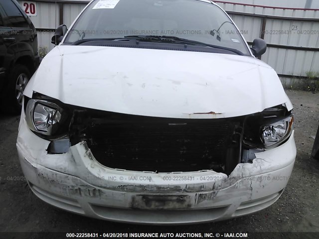 1A8GP45R36B734016 - 2006 CHRYSLER TOWN & COUNTRY  WHITE photo 6