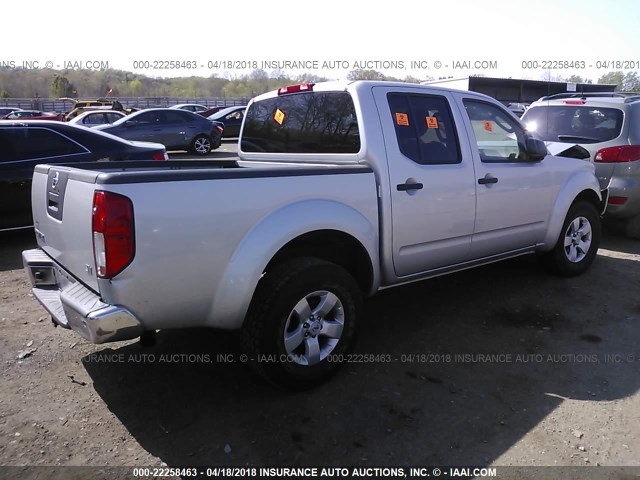 1N6AD0ER9BC433444 - 2011 NISSAN FRONTIER S/SV/SL/PRO-4X SILVER photo 4