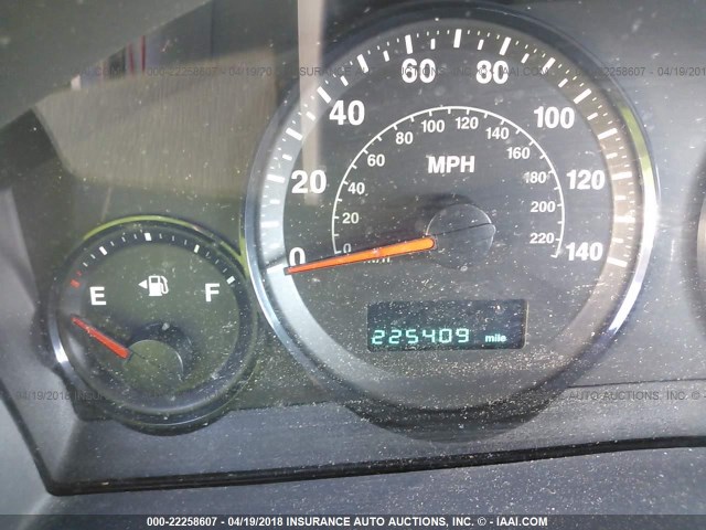 1J4HS48N15C711968 - 2005 JEEP GRAND CHEROKEE LAREDO/COLUMBIA/FREEDOM 深蓝色 照片 7