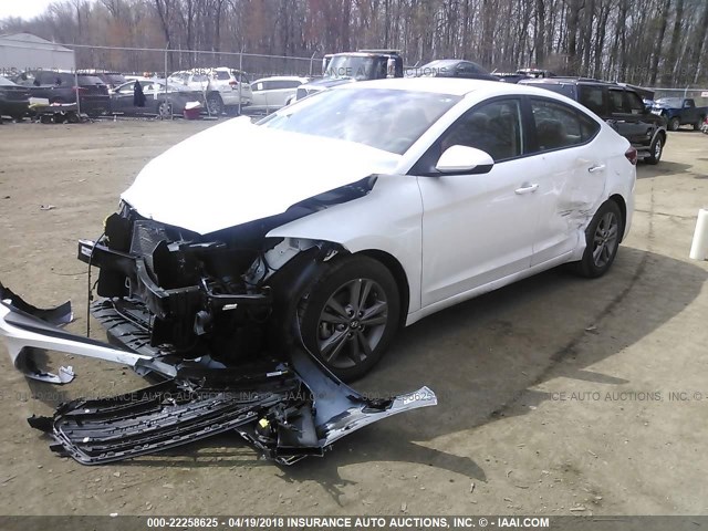 5NPD84LF6JH234598 - 2018 HYUNDAI ELANTRA SEL/VALUE/LIMITED WHITE photo 2