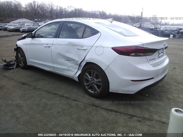 5NPD84LF6JH234598 - 2018 HYUNDAI ELANTRA SEL/VALUE/LIMITED WHITE photo 3