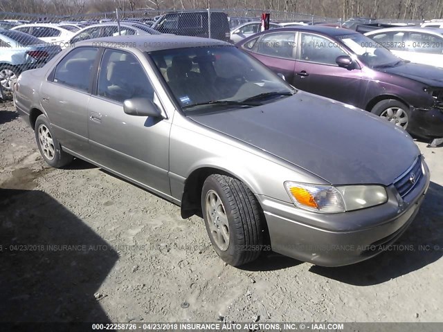 JT2BF28K9Y0263553 - 2000 TOYOTA CAMRY LE/XLE BROWN photo 1