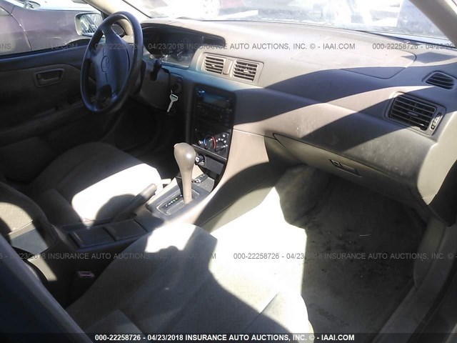 JT2BF28K9Y0263553 - 2000 TOYOTA CAMRY LE/XLE BROWN photo 5