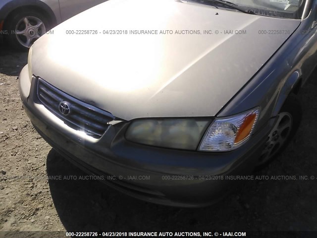 JT2BF28K9Y0263553 - 2000 TOYOTA CAMRY LE/XLE BROWN photo 6