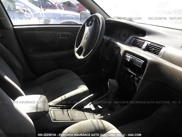 4T1BG22K8WU389224 - 1998 TOYOTA CAMRY CE/LE/XLE 棕色 照片 5