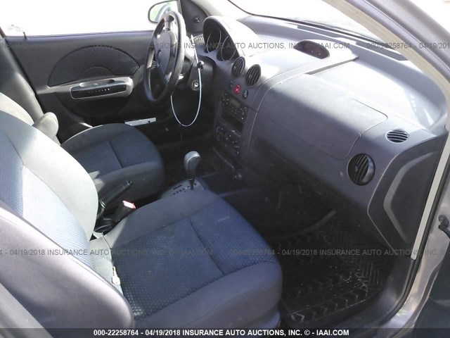 KL1TD66617B780743 - 2007 CHEVROLET AVEO LS SILVER photo 5