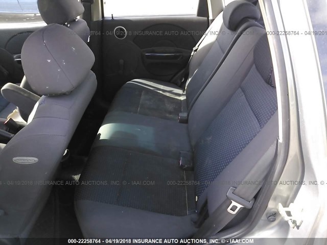 KL1TD66617B780743 - 2007 CHEVROLET AVEO LS SILVER photo 8