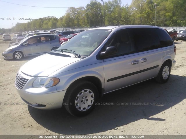 1C8GJ45383B225781 - 2003 CHRYSLER VOYAGER LX SILVER photo 2