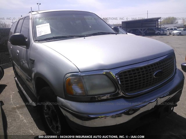 1FMPU16L41LA03974 - 2001 FORD EXPEDITION XLT SILVER photo 1