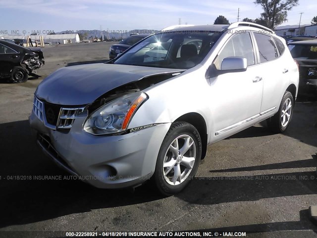 JN8AS5MT9BW570034 - 2011 NISSAN ROGUE S/SV/KROM SILVER photo 2