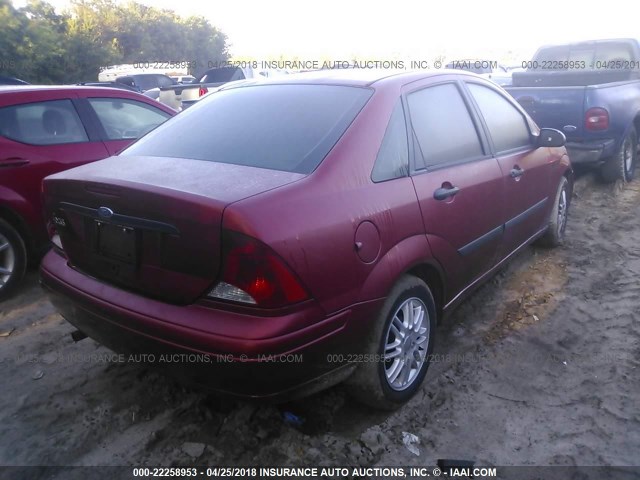 1FAFP33P24W120617 - 2004 FORD FOCUS LX RED photo 4