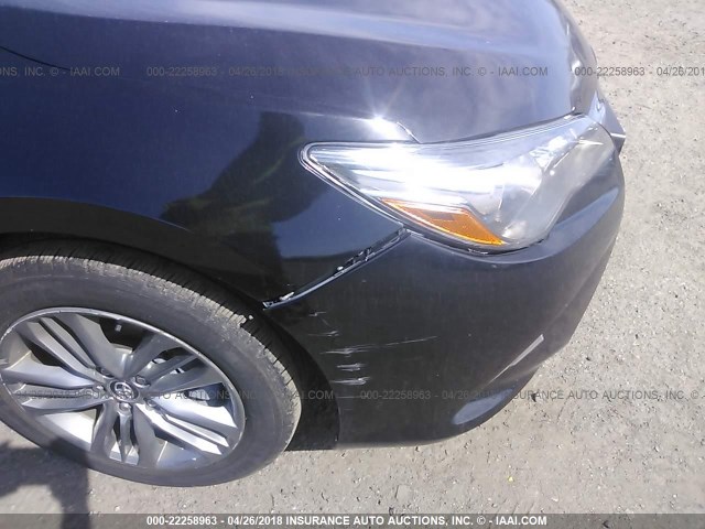 4T1BF1FK8HU407215 - 2017 TOYOTA CAMRY LE/XLE/SE/XSE შავი ფოტო 6