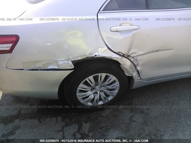 4T1BF3EK8AU065767 - 2010 TOYOTA CAMRY SE/LE/XLE 银色 照片 6