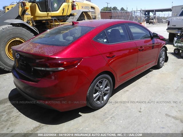 5NPD84LF9JH300884 - 2018 HYUNDAI ELANTRA SEL/VALUE/LIMITED RED photo 4