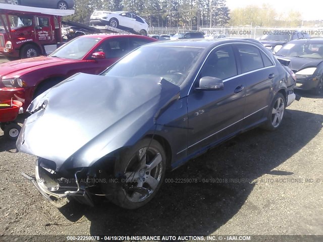 WDDHF8HB3AA145637 - 2010 MERCEDES-BENZ E 350 4MATIC GRAY photo 2