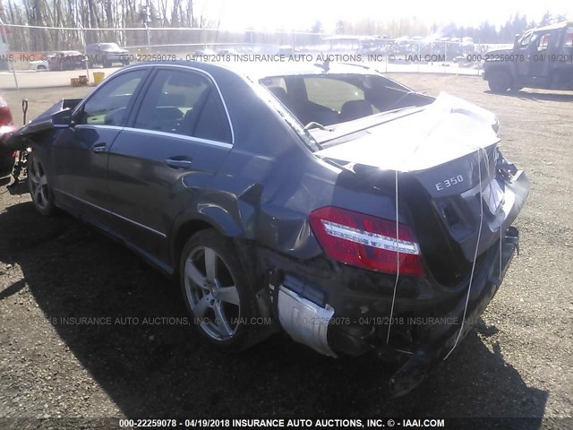 WDDHF8HB3AA145637 - 2010 MERCEDES-BENZ E 350 4MATIC GRAY photo 3