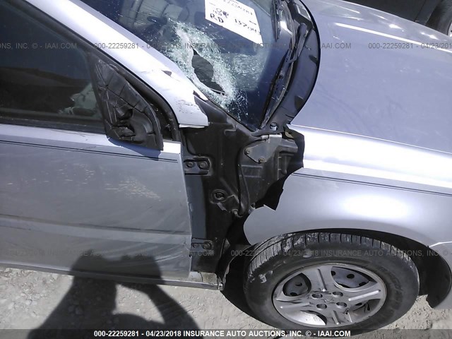 1G8AG52F43Z185985 - 2003 SATURN ION LEVEL 1 SILVER photo 6