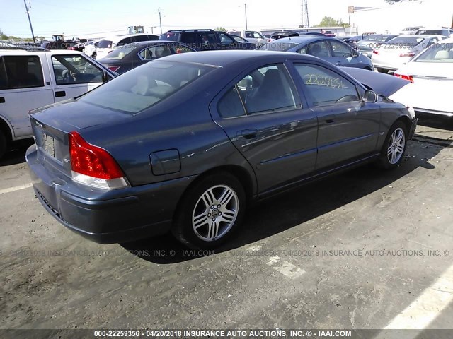 YV1RS592562552779 - 2006 VOLVO S60 2.5T BLUE photo 4