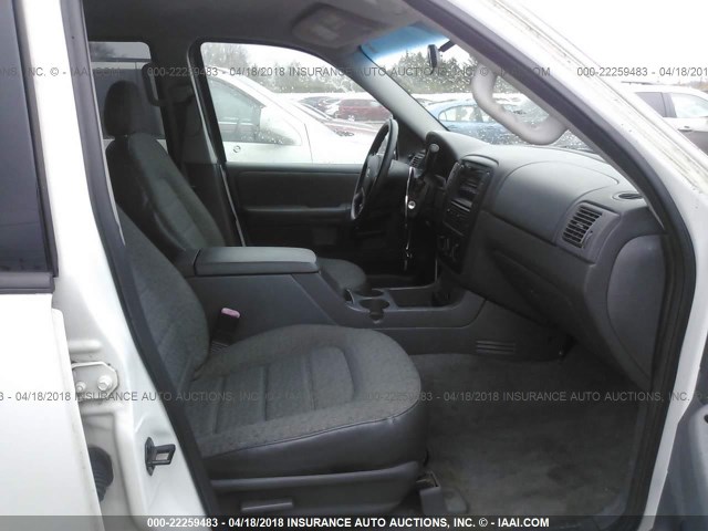 1FMZU72K74UB53553 - 2004 FORD EXPLORER XLS/XLS SPORT WHITE photo 5