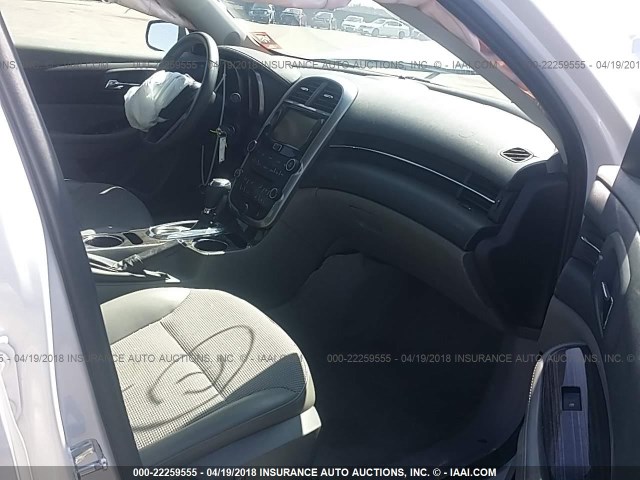 1G11C5SL9FF274568 - 2015 CHEVROLET MALIBU 1LT 白色 照片 5