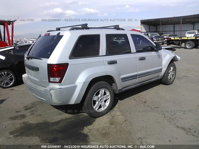 1J4HR48N05C713352 - 2005 JEEP GRAND CHEROKEE LAREDO/COLUMBIA/FREEDOM SILVER photo 4