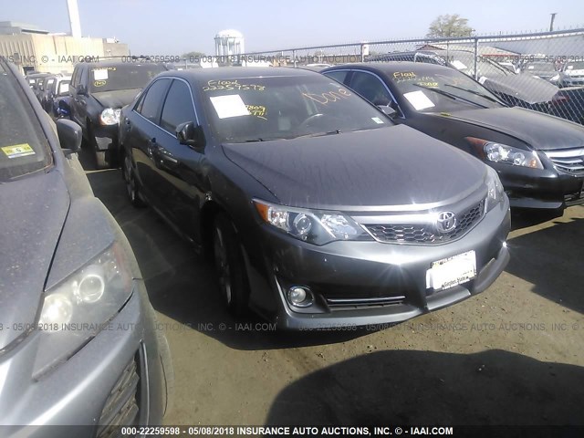 4T1BF1FK7EU341509 - 2014 TOYOTA CAMRY L/SE/LE/XLE 灰色 照片 1