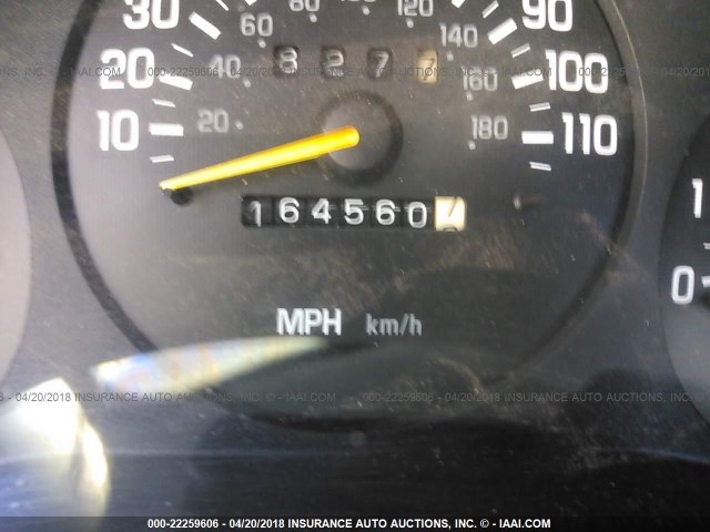 2G1WW12M7W9105480 - 1998 CHEVROLET MONTE CARLO LS შავი ფოტო 7