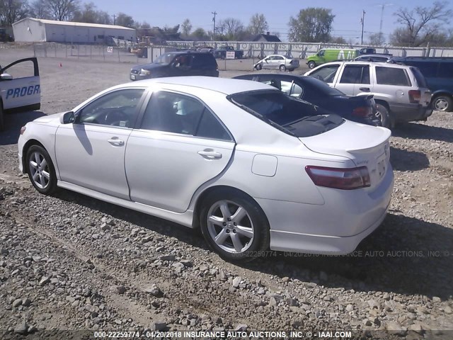4T1BE46K19U918268 - 2009 TOYOTA CAMRY SE/LE/XLE WHITE photo 3