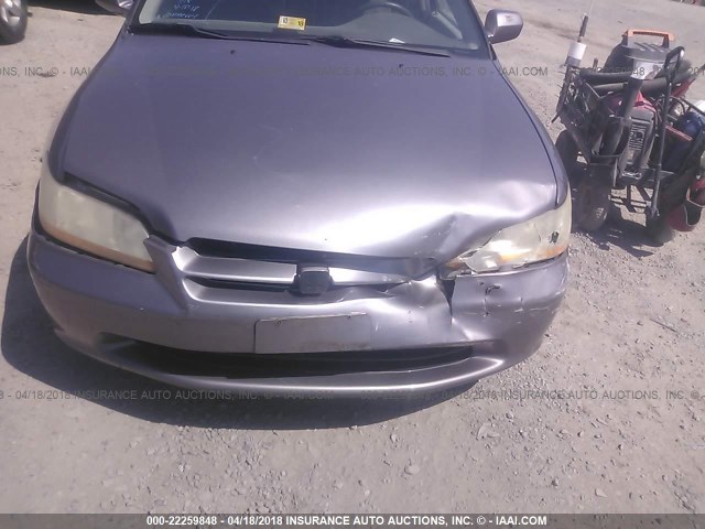 1HGCG1640YA076236 - 2000 HONDA ACCORD LX GRAY photo 6