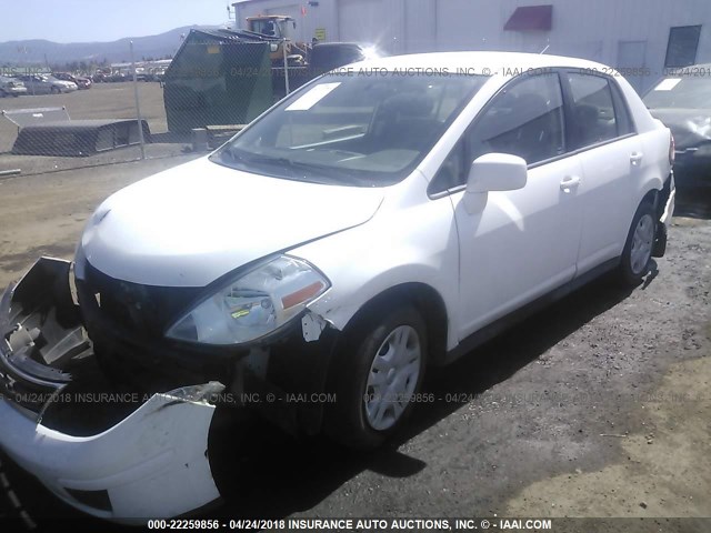 3N1BC1AP0BL452069 - 2011 NISSAN VERSA S/SL WHITE photo 2