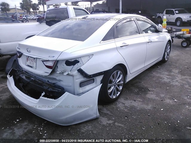 5NPEC4ABXCH409053 - 2012 HYUNDAI SONATA SE/LIMITED WHITE photo 4