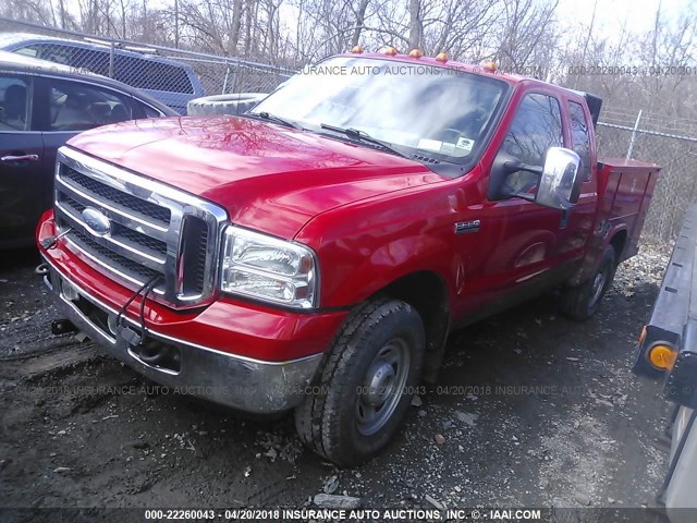 1FTSX21506ED23440 - 2006 FORD F250 SUPER DUTY RED photo 2
