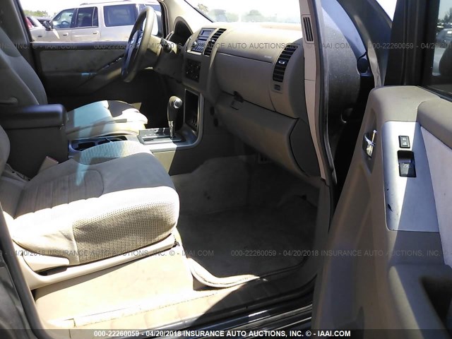 5N1AR18U37C617789 - 2007 NISSAN PATHFINDER LE/SE/XE GRAY photo 5