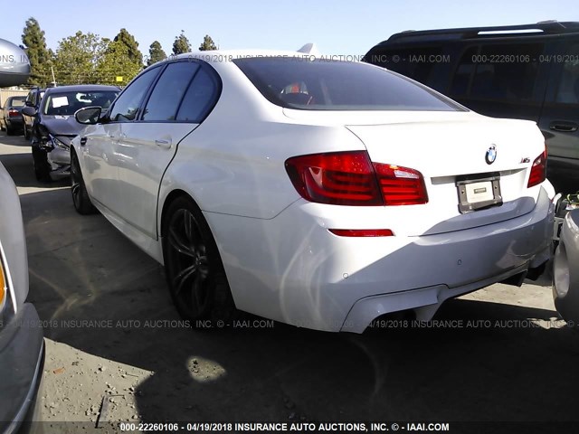 WBSFV9C54DC773719 - 2013 BMW M5 WHITE photo 3