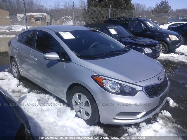 KNAFK4A69G5508606 - 2016 KIA FORTE LX SILVER photo 1