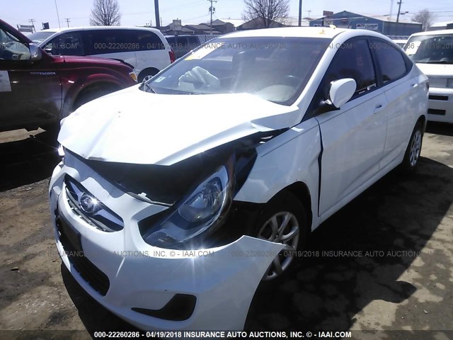 KMHCT4AE8DU294344 - 2013 HYUNDAI ACCENT GLS/GS WHITE photo 2