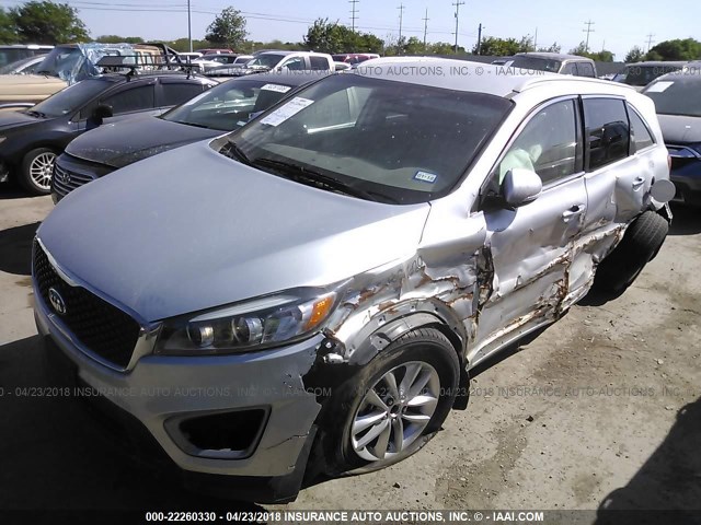 5XYPG4A57GG153409 - 2016 KIA SORENTO LX/L GRAY photo 2