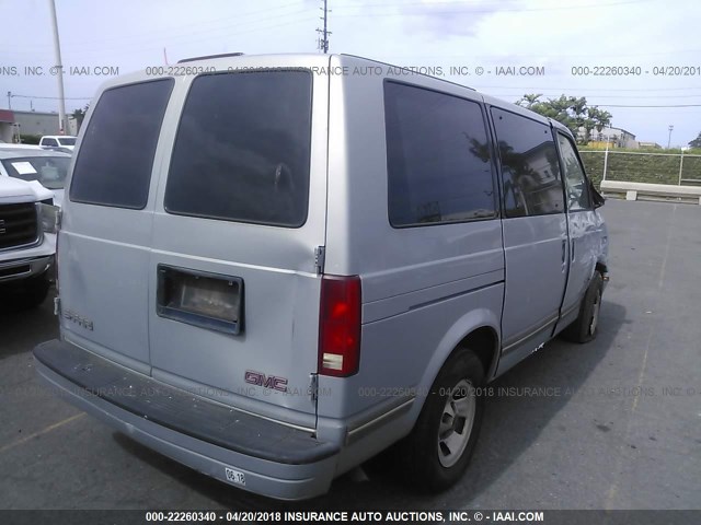 1GKDM19W1WB505470 - 1998 GMC SAFARI XT SILVER photo 4