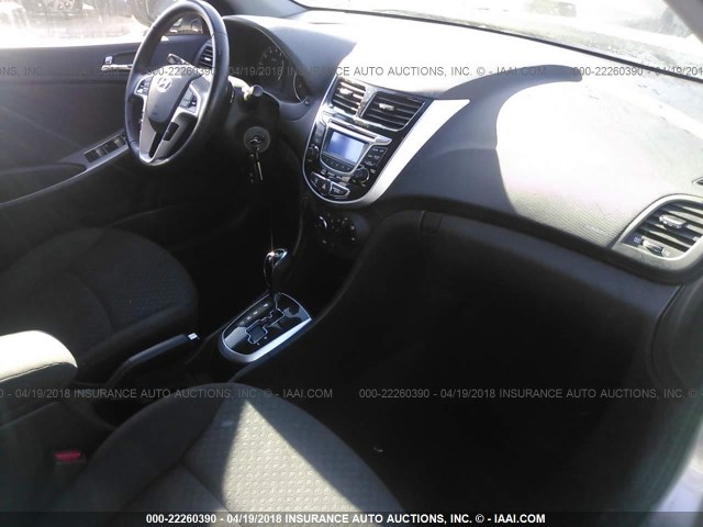 KMHCU5AEXCU048669 - 2012 HYUNDAI ACCENT GLS/GS/SE SILVER photo 5