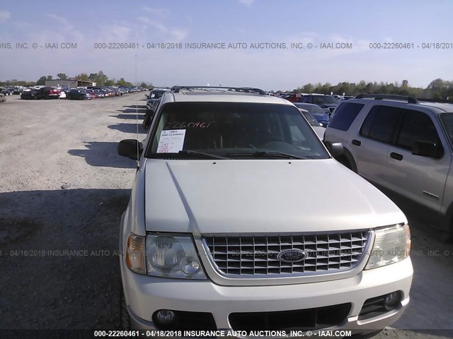 1FMZU75E42ZC23953 - 2002 FORD EXPLORER LIMITED 白色 照片 6