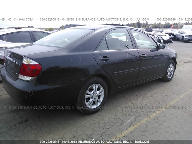 4T1BF30K65U083133 - 2005 TOYOTA CAMRY LE/XLE/SE 黑色 照片 4