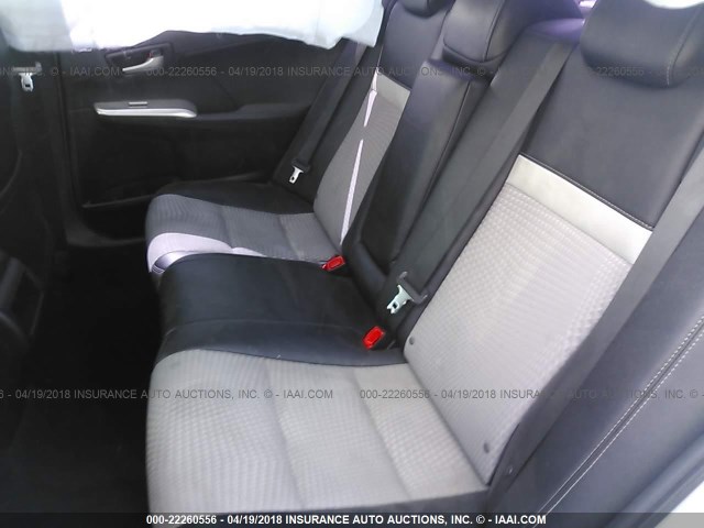 4T1BF1FK3EU454969 - 2014 TOYOTA CAMRY L/SE/LE/XLE 银色 照片 8