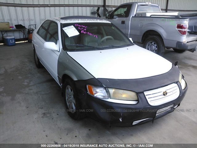 JT2BF28KXX0202615 - 1999 TOYOTA CAMRY LE/XLE თეთრი ფოტო 1