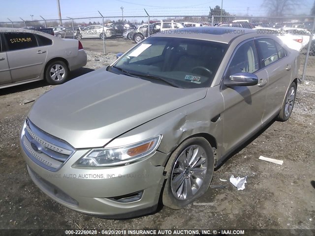 1FAHP2FWXAG121073 - 2010 FORD TAURUS LIMITED TAN photo 2