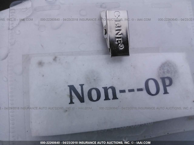 2G2WP522651306329 - 2005 PONTIAC GRAND PRIX SILVER photo 7