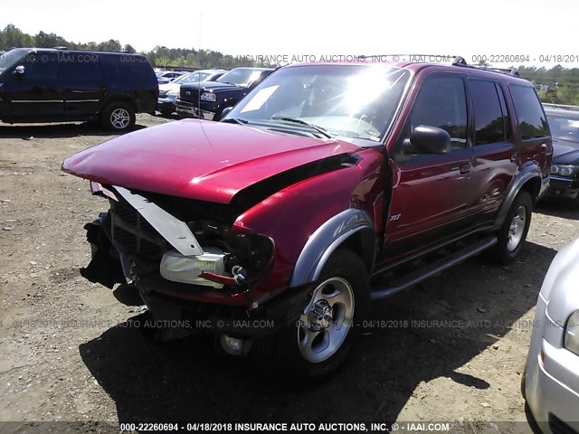 1FMZU63E4YZC00386 - 2000 FORD EXPLORER XLT BURGUNDY photo 2